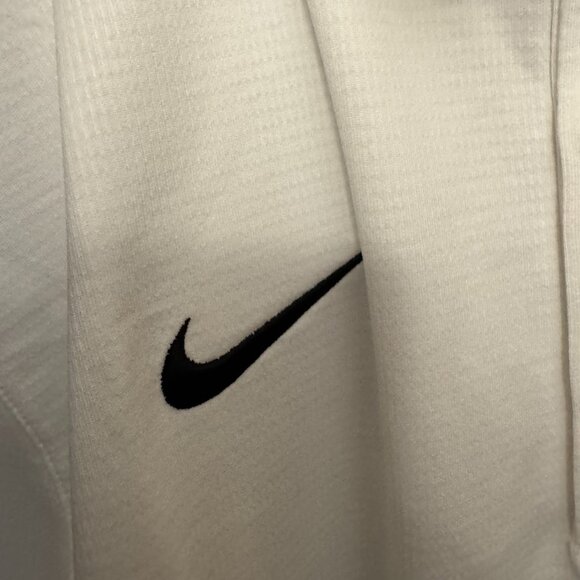 Plain White XL Nike Golf Shirt - Picture 2 of 4